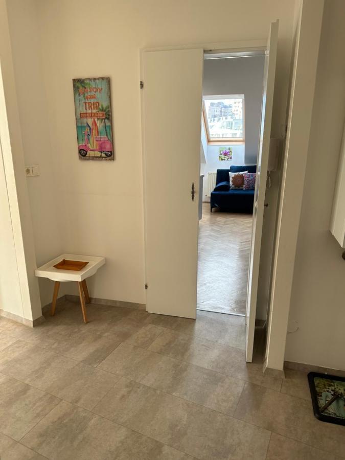 Klimatisiertes Dachgeschoss City Apartment In Zentrum Wiens Eksteriør bilde