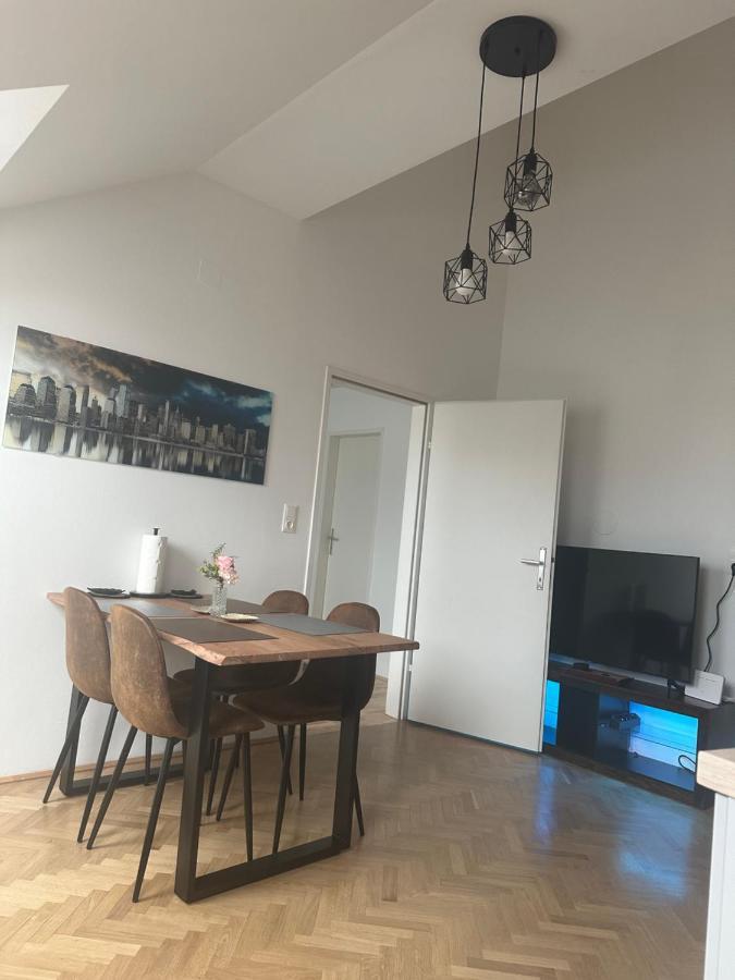 Klimatisiertes Dachgeschoss City Apartment In Zentrum Wiens Eksteriør bilde