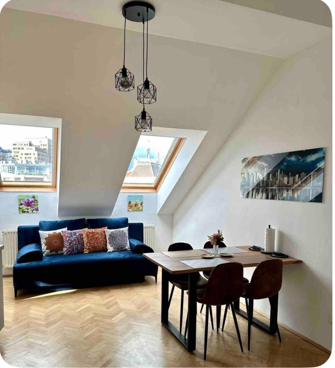 Klimatisiertes Dachgeschoss City Apartment In Zentrum Wiens Eksteriør bilde