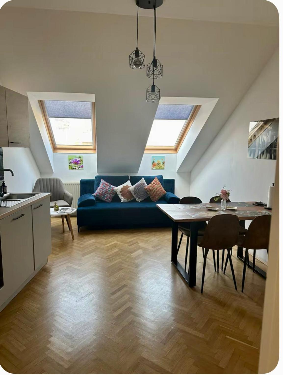 Klimatisiertes Dachgeschoss City Apartment In Zentrum Wiens Eksteriør bilde