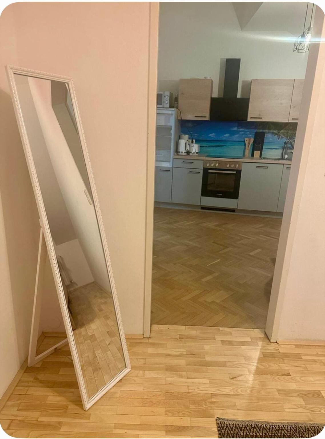 Klimatisiertes Dachgeschoss City Apartment In Zentrum Wiens Eksteriør bilde